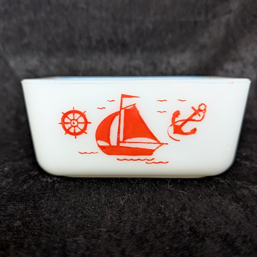 Vintage McKee Glass Sailboat Refrigerator Dish No Lid
